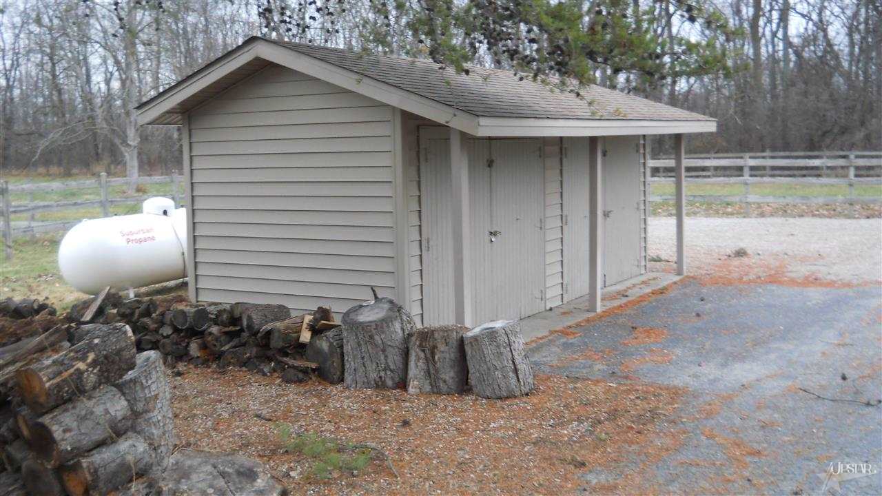 7065 N Piqua Rd, Decatur, IN 46733 photo 11