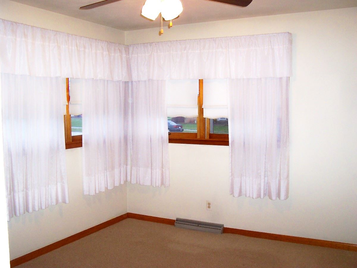 603 W 13th St, Mishawaka, IN 46544 photo 8