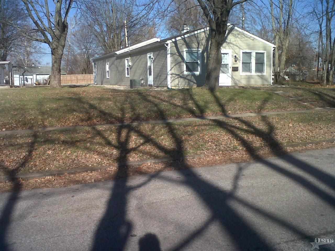 2609 Curdes Ave, Fort Wayne, IN 46805 photo 1