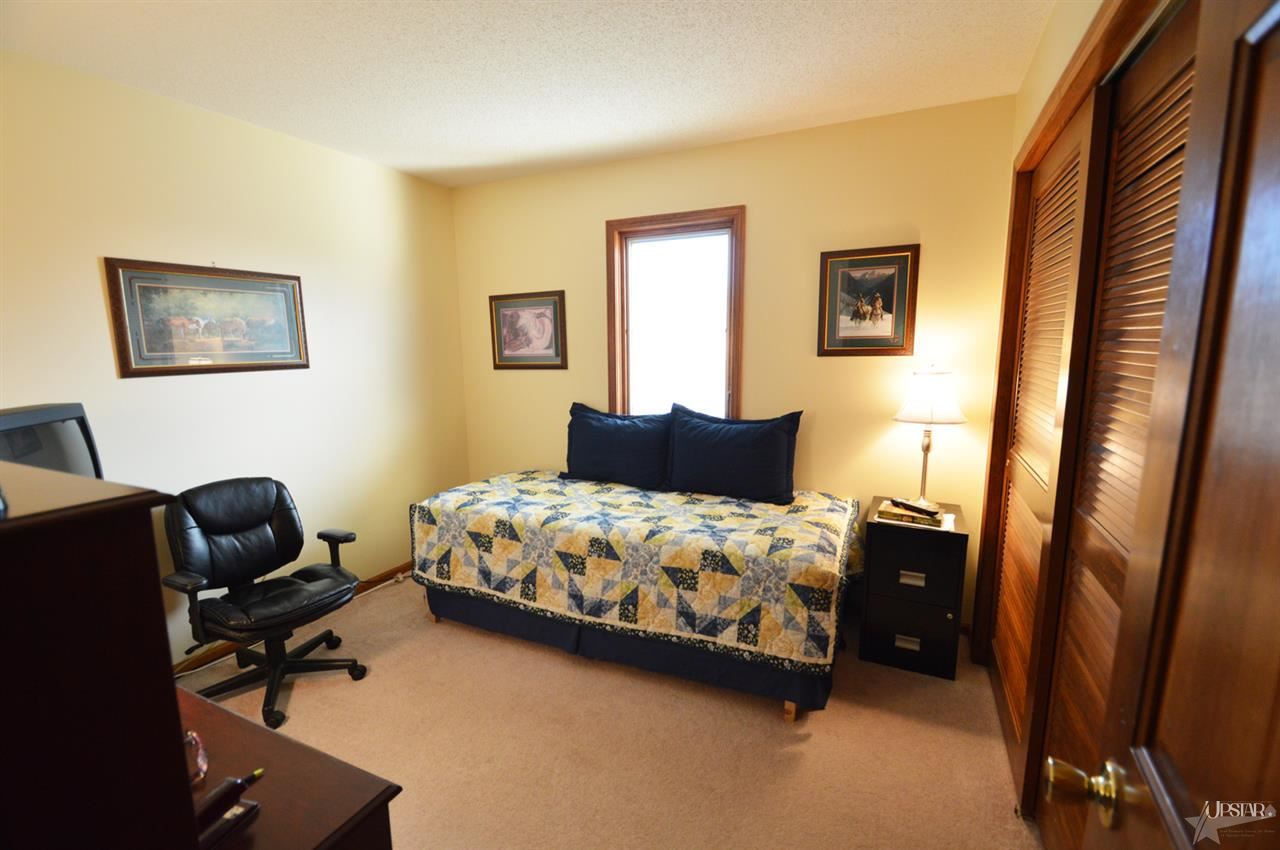 3054 Navajo Xing, New Haven, IN 46774 photo 18