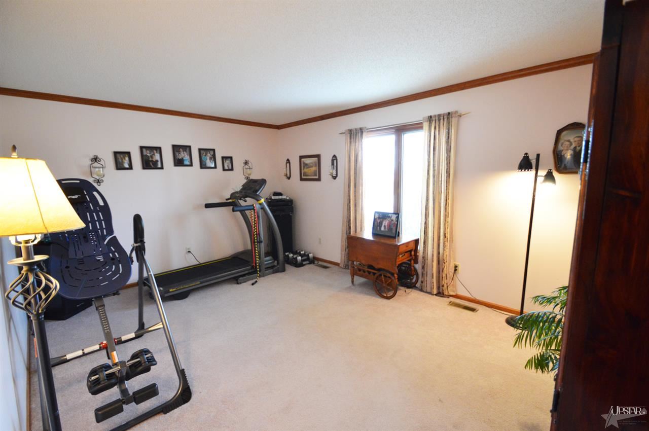 3054 Navajo Xing, New Haven, IN 46774 photo 11