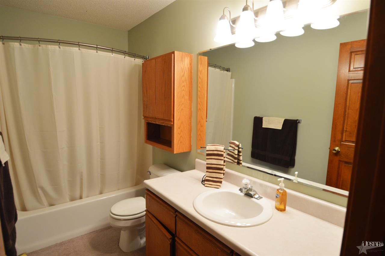 3054 Navajo Xing, New Haven, IN 46774 photo 19