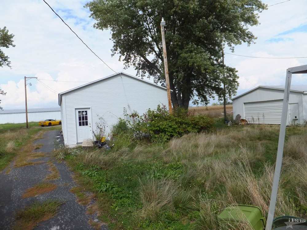 23607 Carrier Rd, Monroeville, IN 46773 photo 7