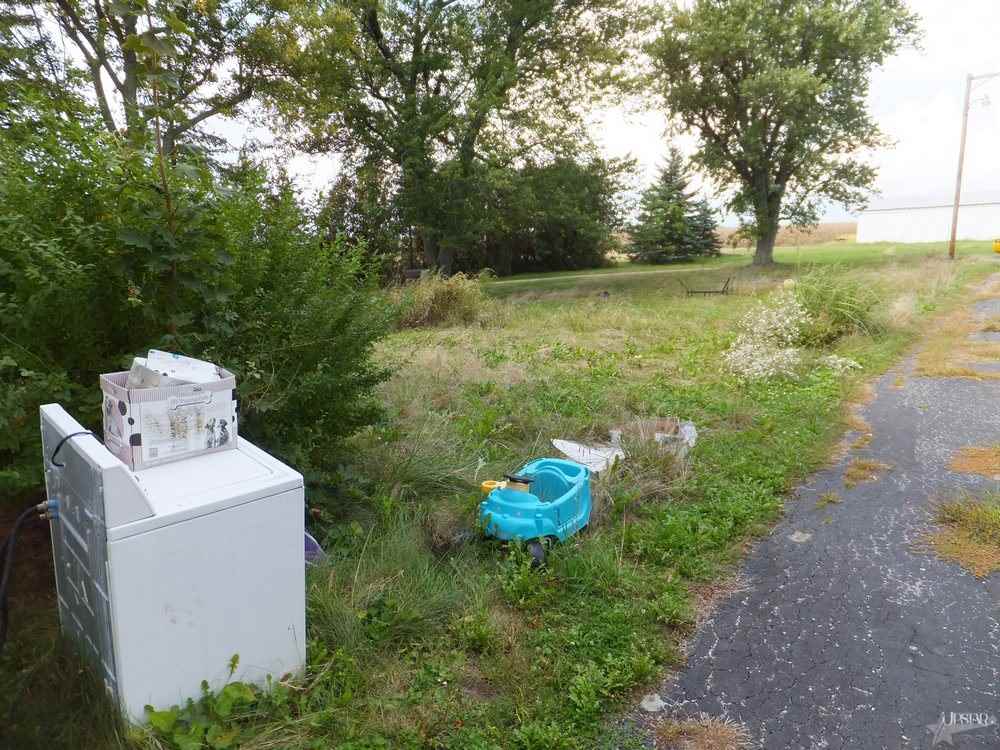 23607 Carrier Rd, Monroeville, IN 46773 photo 6