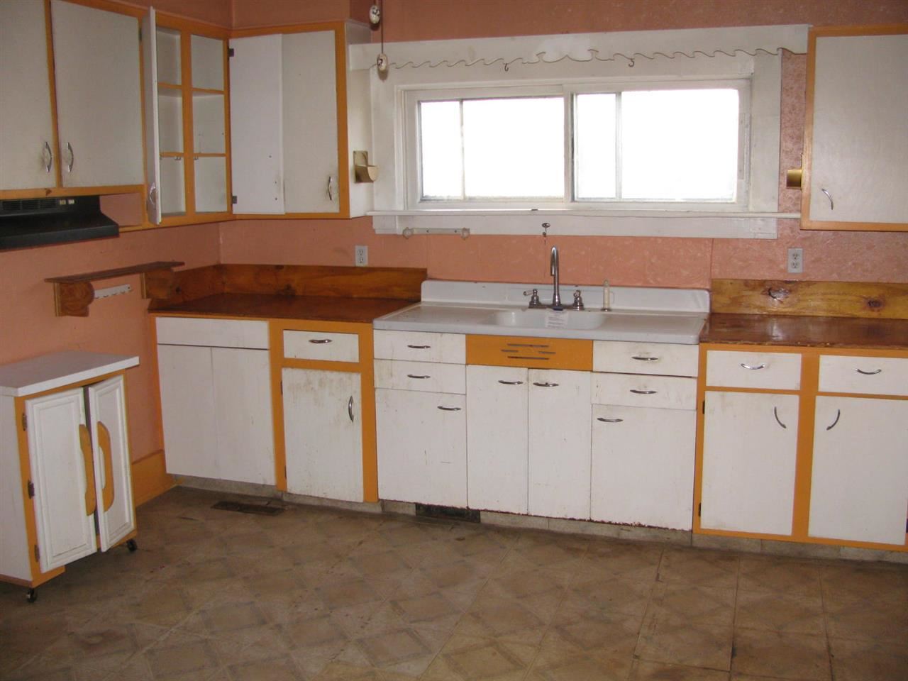 3117 N Georgia St, Kimmell, IN 46760 photo 2