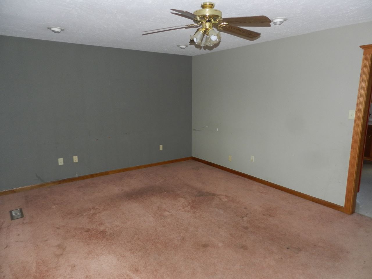 51073 Ash Rd, Granger, IN 46530 photo 2