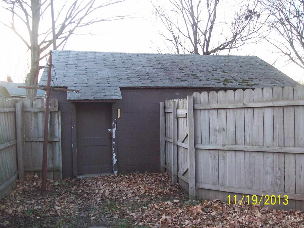 258 N Thorne St, Wabash, IN 46992 photo 5