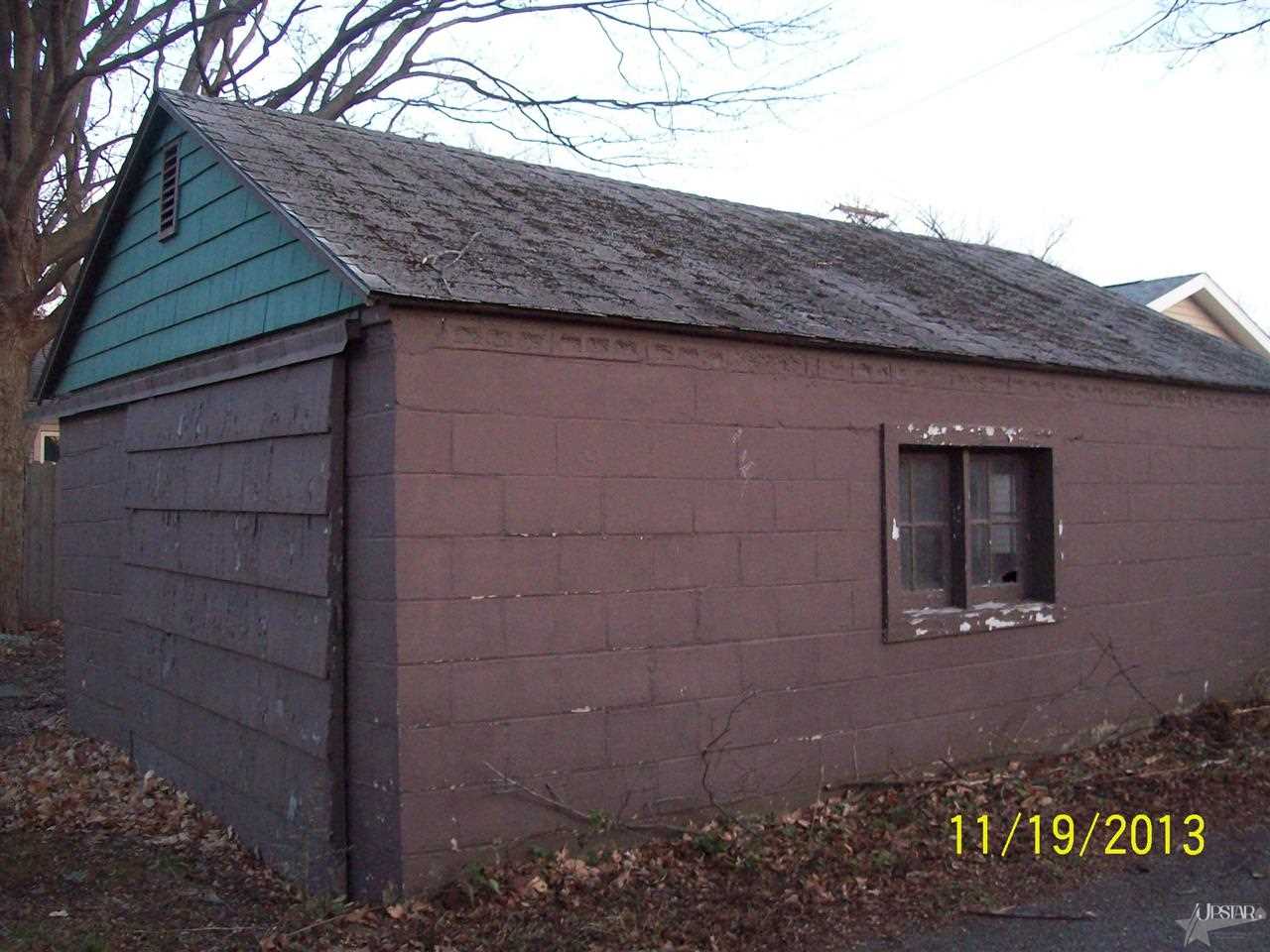 258 N Thorne St, Wabash, IN 46992 photo 24