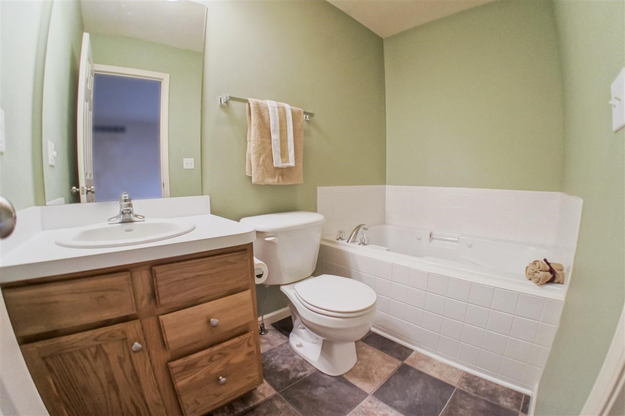 1926 Rambling Rose Ln, Mishawaka, IN 46544 photo 10