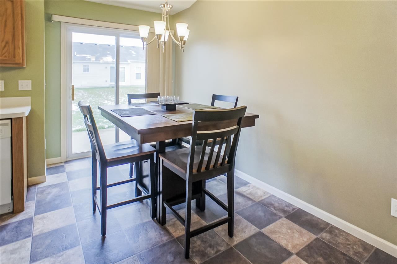1926 Rambling Rose Ln, Mishawaka, IN 46544 photo 5