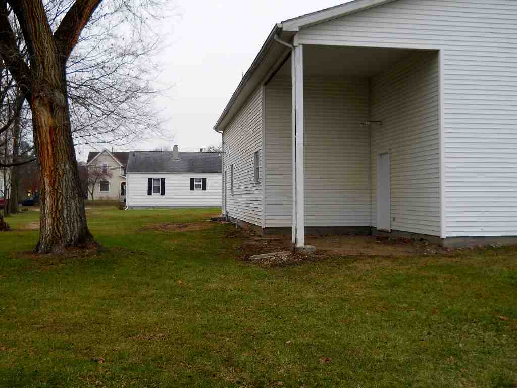 615 Dowling St, Kendallville, IN 46755 photo 22