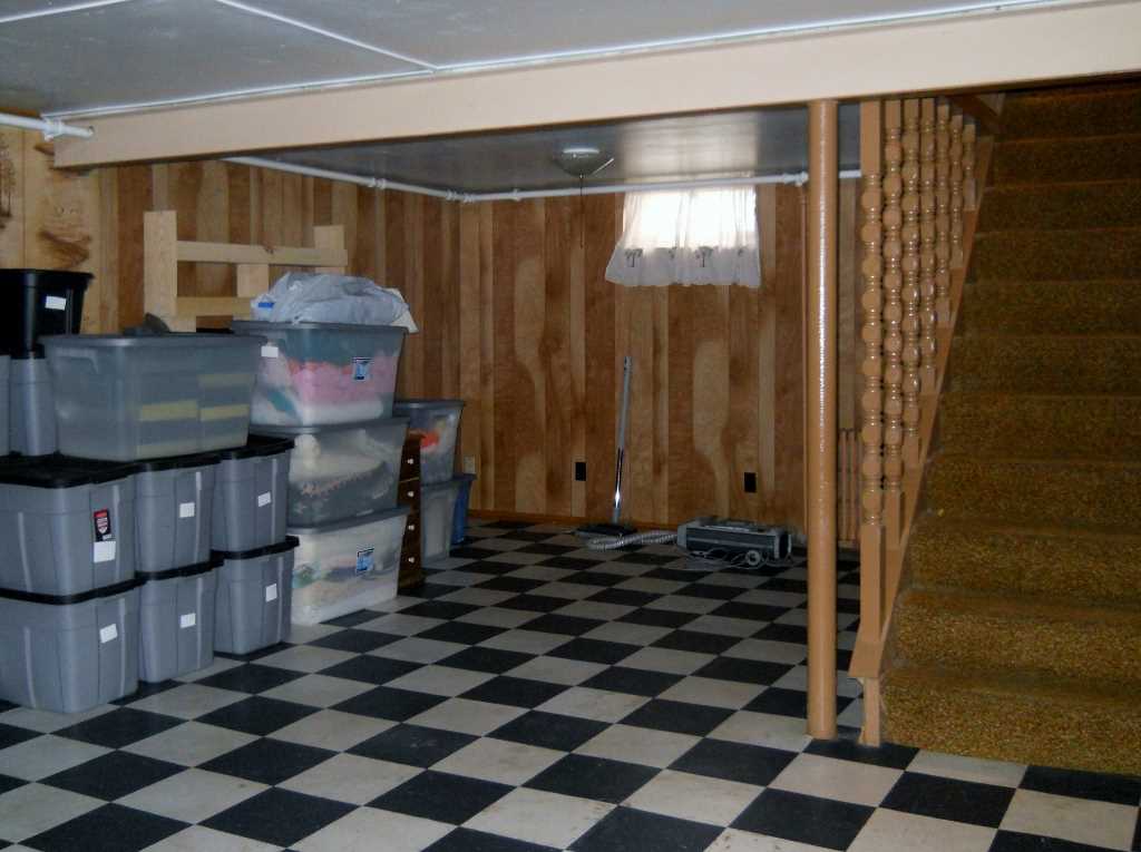 615 Dowling St, Kendallville, IN 46755 photo 19