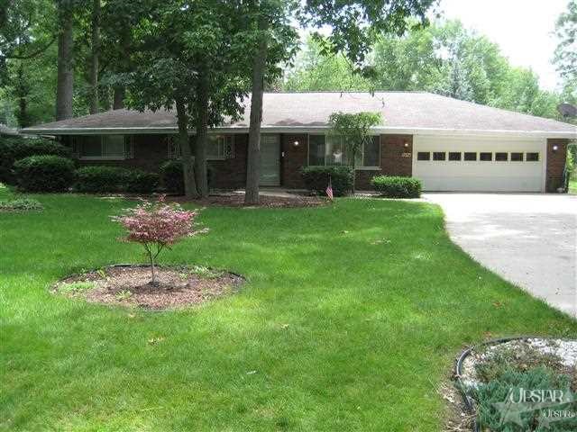 2524 Glencairn Dr, Fort Wayne, IN 46815 photo 1
