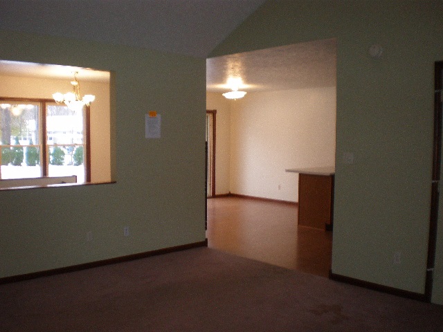 29506 Tara Pl, Elkhart, IN 46514 photo 3