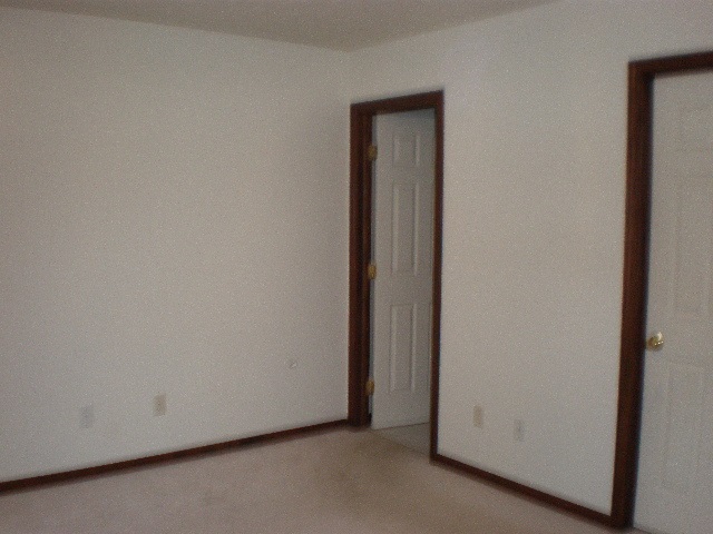 29506 Tara Pl, Elkhart, IN 46514 photo 8