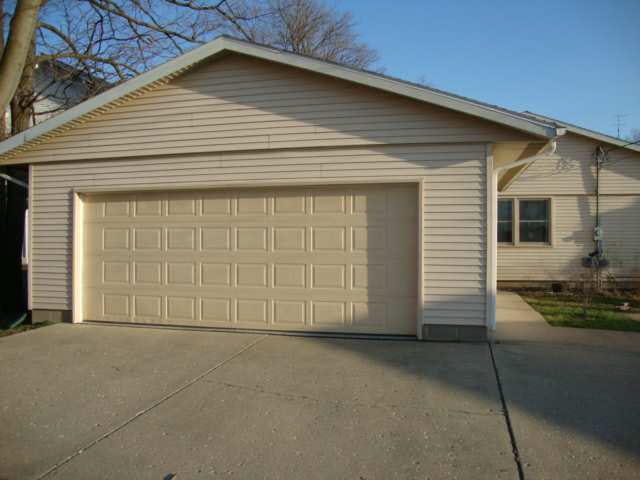 209 W Front, Delphi, IN 46923 photo 3