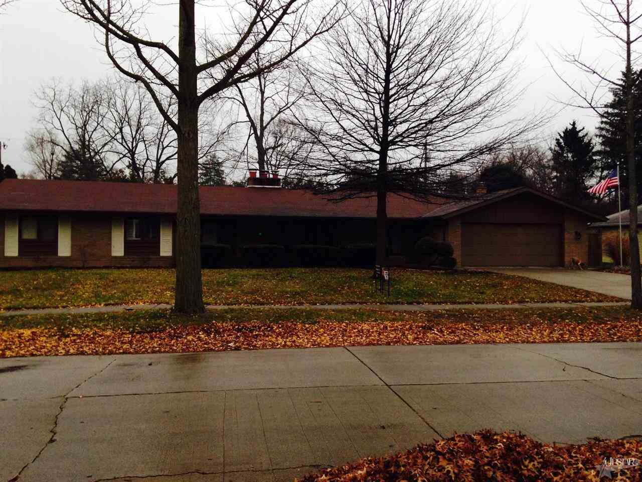 5305 S Wayne Ave, Fort Wayne, IN 46807 photo 2