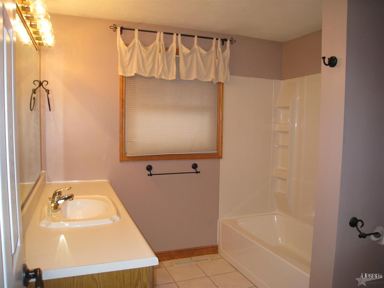6525 Sunland Dr, Fort Wayne, IN 46815 photo 16