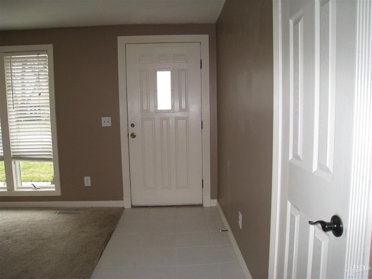6525 Sunland Dr, Fort Wayne, IN 46815 photo 3