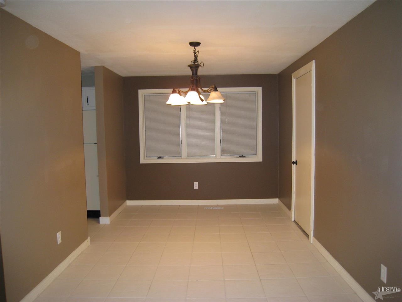 6525 Sunland Dr, Fort Wayne, IN 46815 photo 9