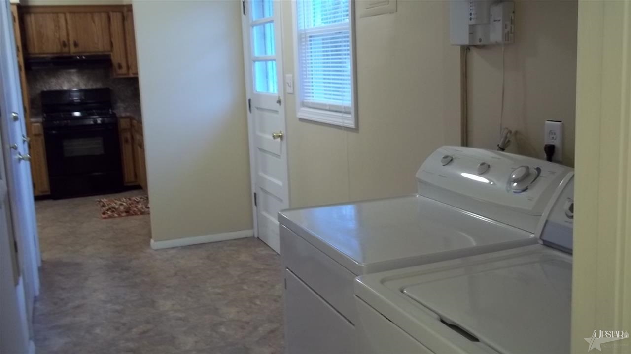 2925 Castle Dr, Fort Wayne, IN 46816 photo 25