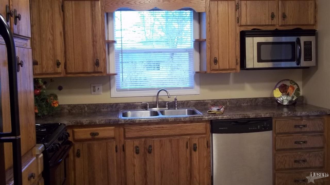2925 Castle Dr, Fort Wayne, IN 46816 photo 5