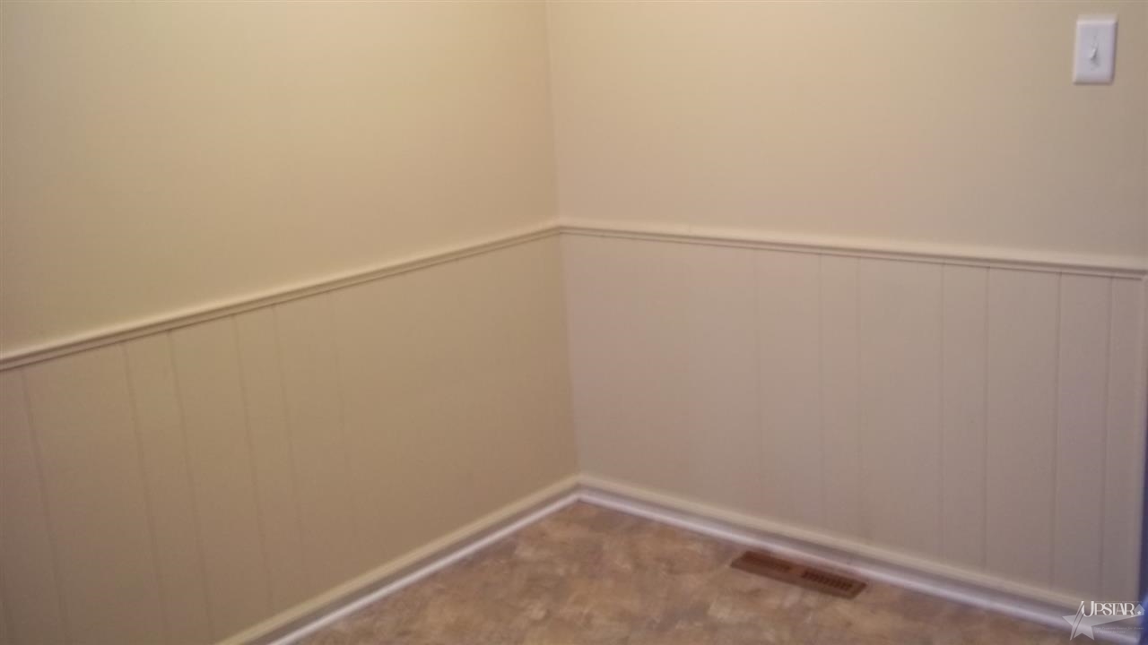 2925 Castle Dr, Fort Wayne, IN 46816 photo 10