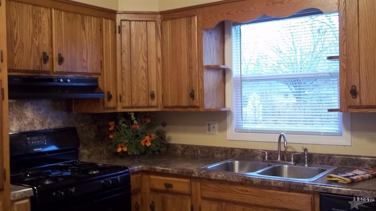 2925 Castle Dr, Fort Wayne, IN 46816 photo 9