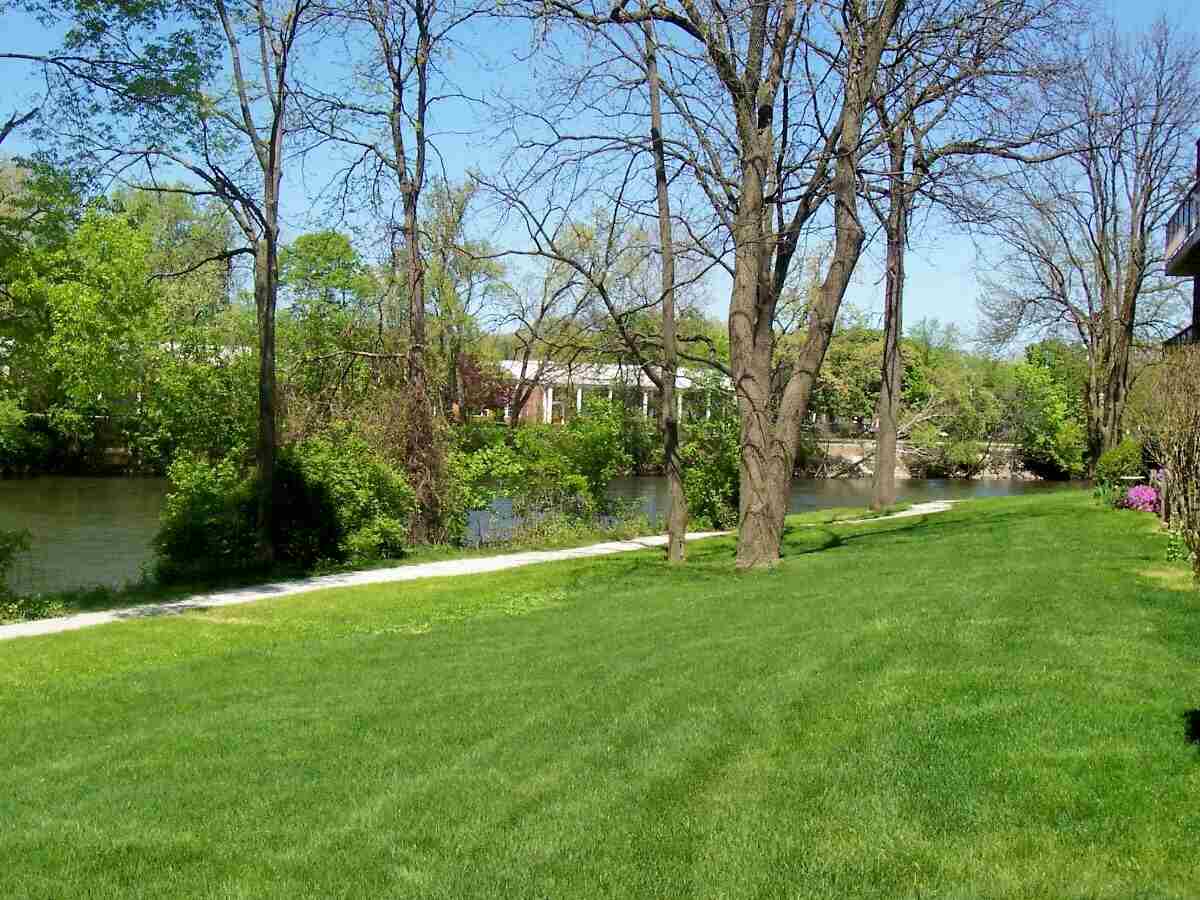 1501 Marigold Way #301, South Bend, IN 46617 photo 13