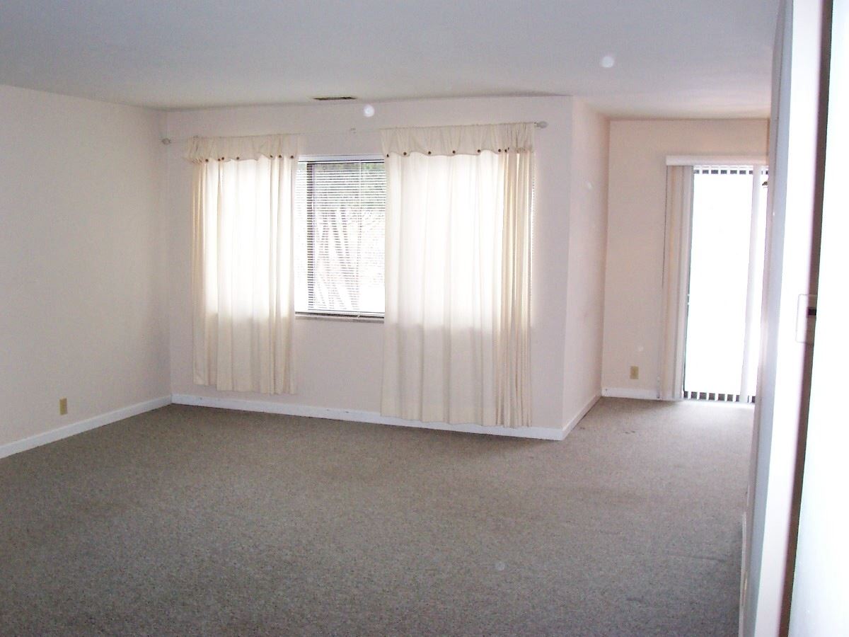 1501 Marigold Way #301, South Bend, IN 46617 photo 3