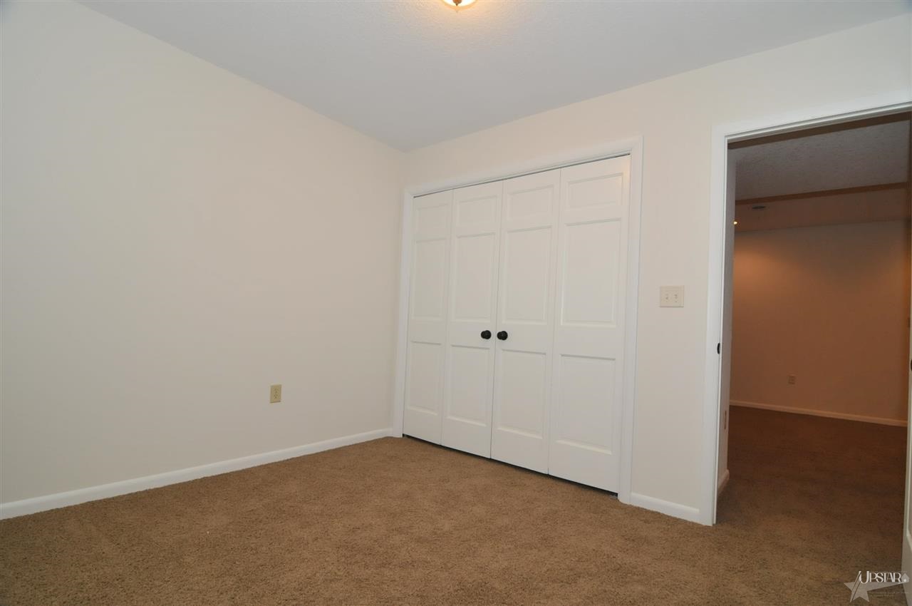 15713 Walnut St, Huntertown, IN 46748 photo 19