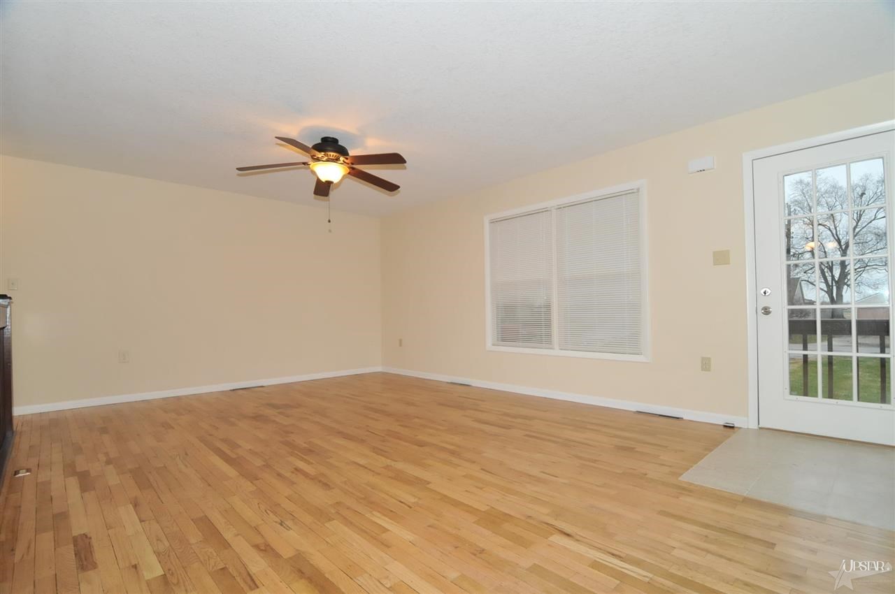 15713 Walnut St, Huntertown, IN 46748 photo 6
