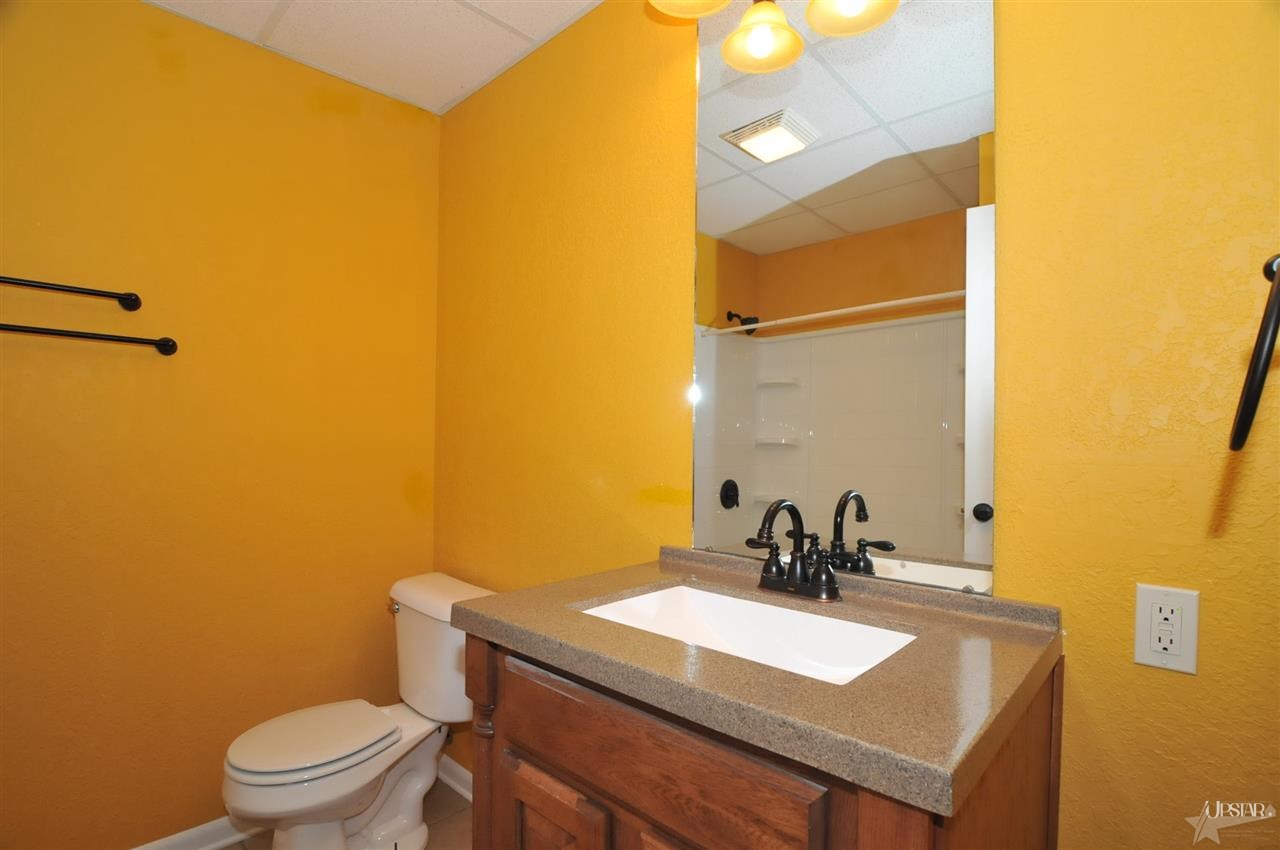 15713 Walnut St, Huntertown, IN 46748 photo 20