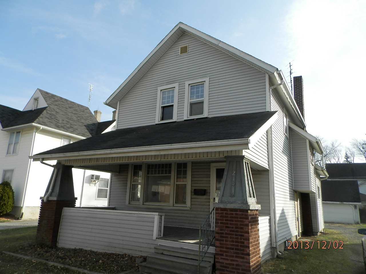 214 W Main St, Butler, IN 46721 photo 2