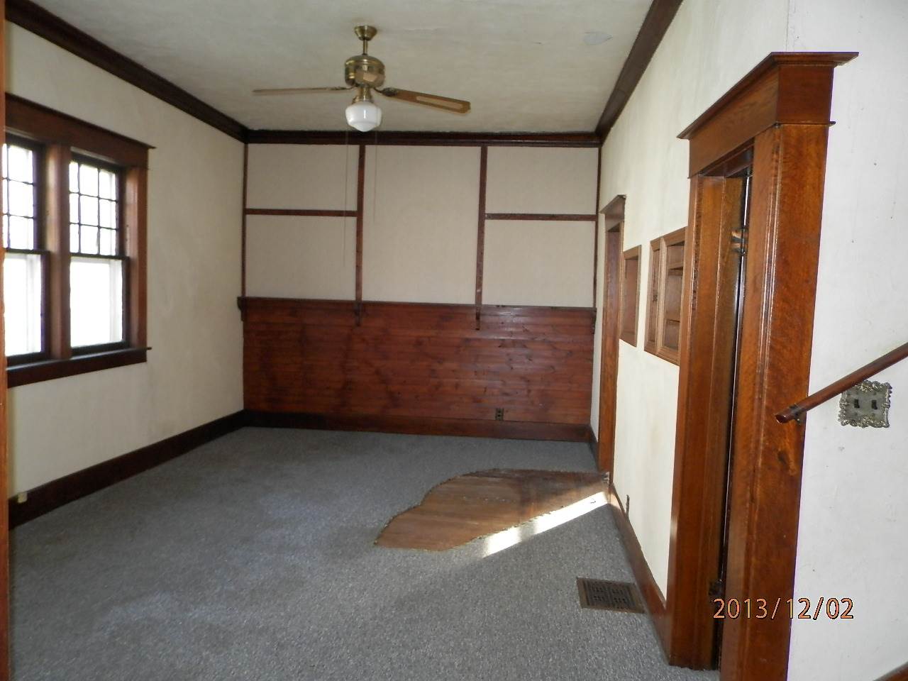 214 W Main St, Butler, IN 46721 photo 9