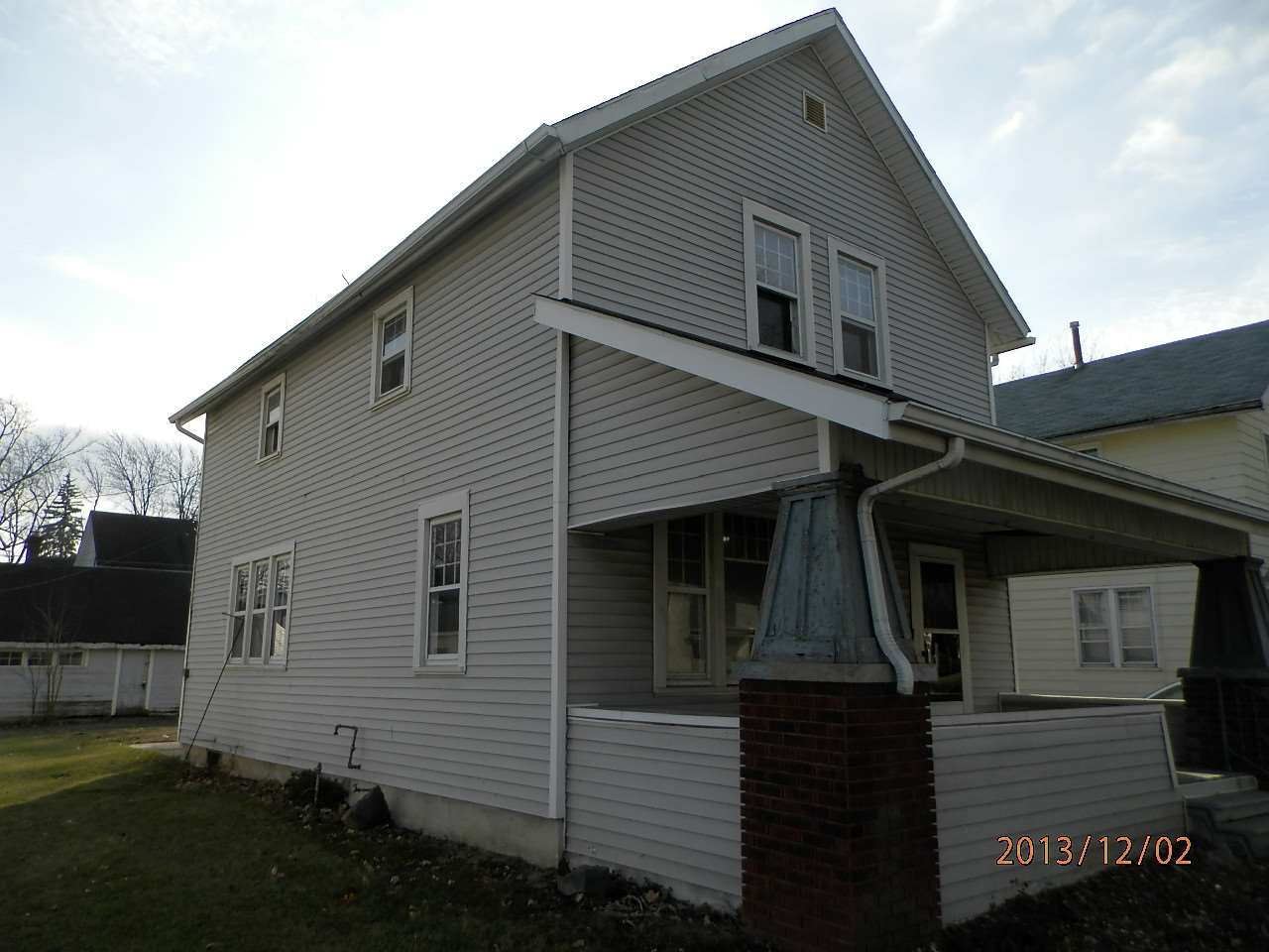214 W Main St, Butler, IN 46721 photo 3