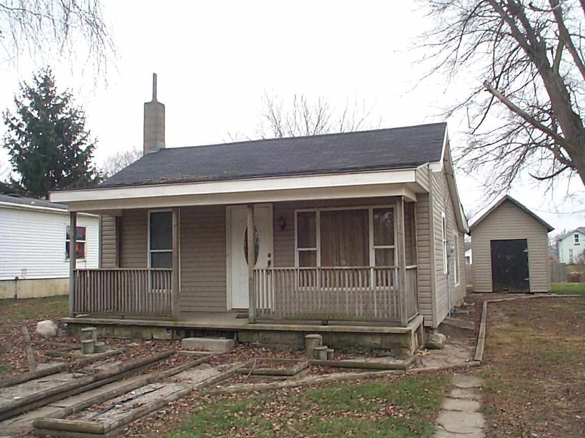 127 Heenan St, Corunna, IN 46730 photo 1