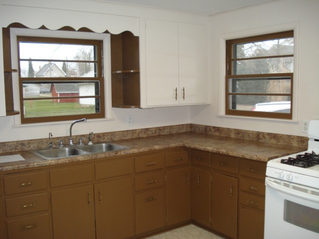 201 Yoder St, Topeka, IN 46571 photo 8