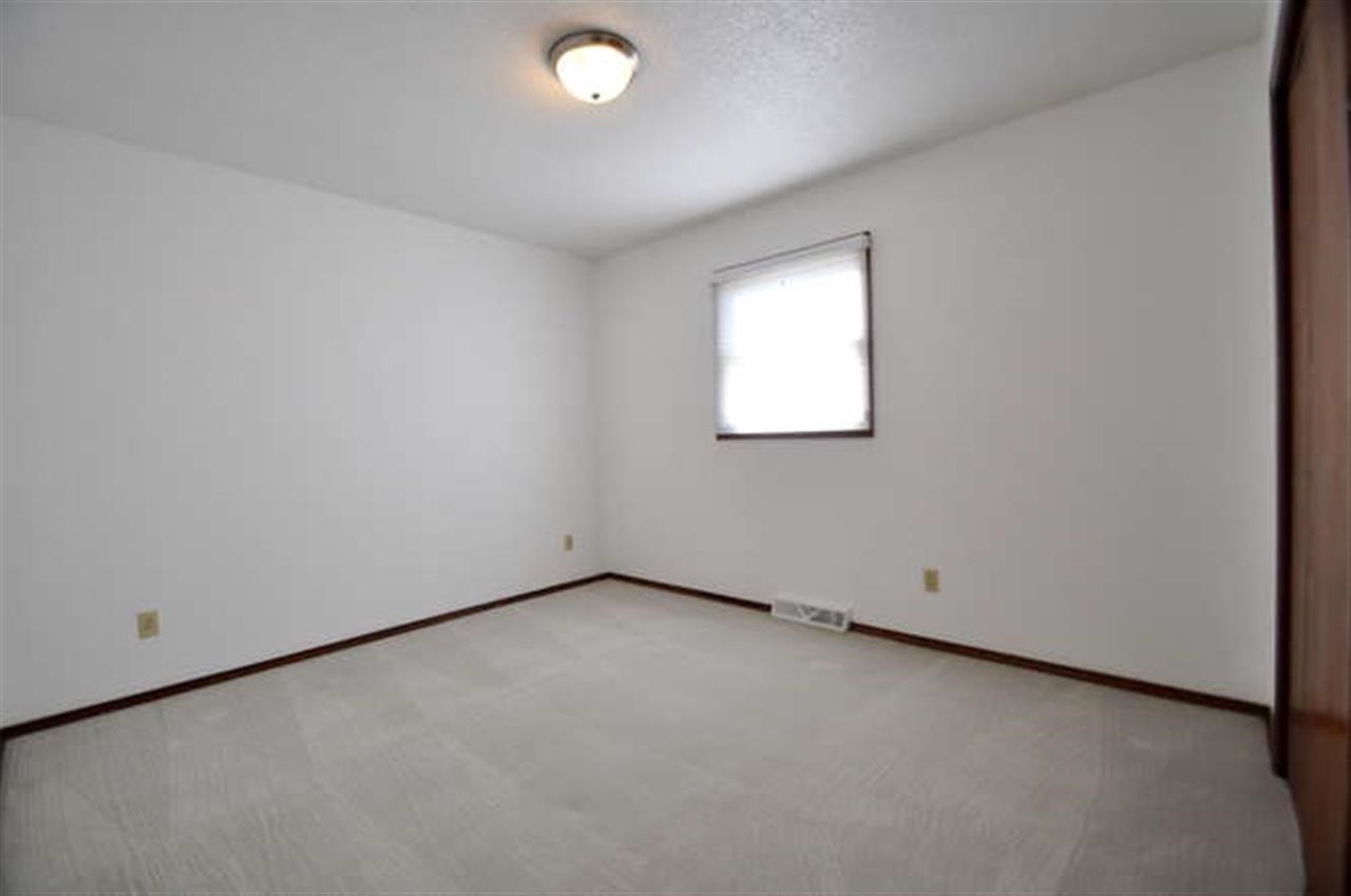 4011 W Glen Oaks Dr, Bloomington, IN 47403 photo 14