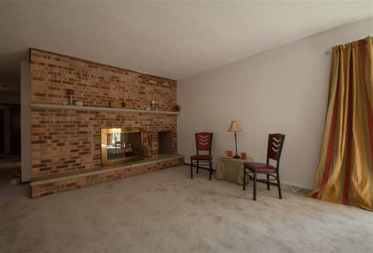 4011 W Glen Oaks Dr, Bloomington, IN 47403 photo 3