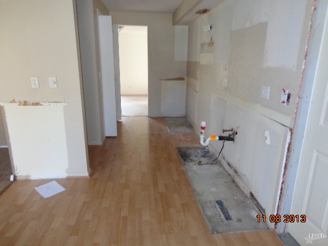 6427 Centerton Dr, Fort Wayne, IN 46815 photo 7