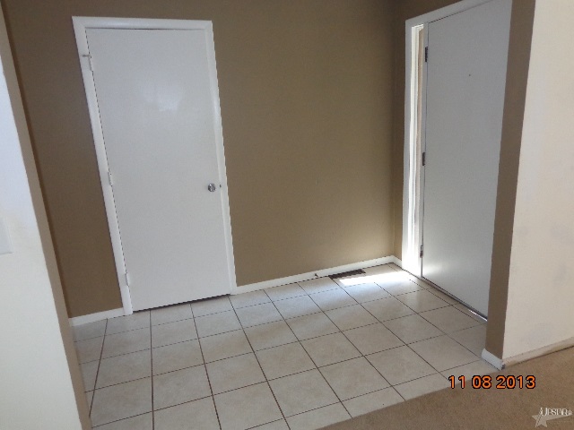 6427 Centerton Dr, Fort Wayne, IN 46815 photo 5