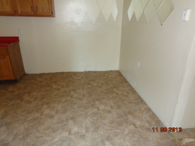2905 Schaper Dr, Fort Wayne, IN 46806 photo 9
