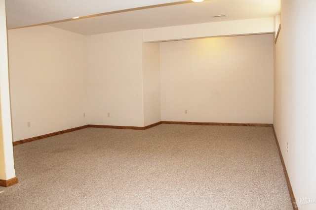 8218 Surrey Ct, Fort Wayne, IN 46815 photo 19
