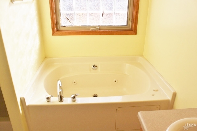 8218 Surrey Ct, Fort Wayne, IN 46815 photo 12