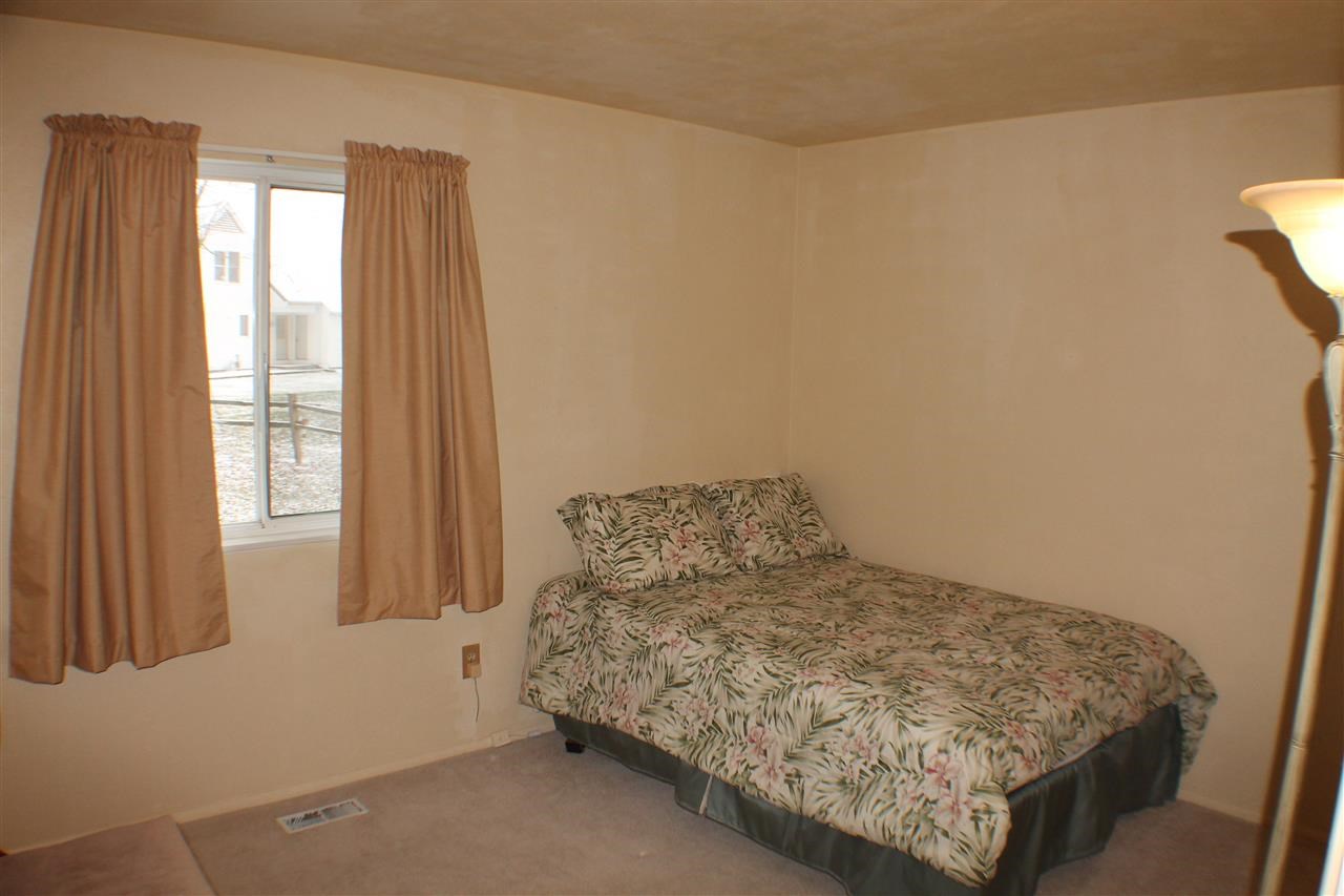 2221 York St, Mishawaka, IN 46544 photo 12