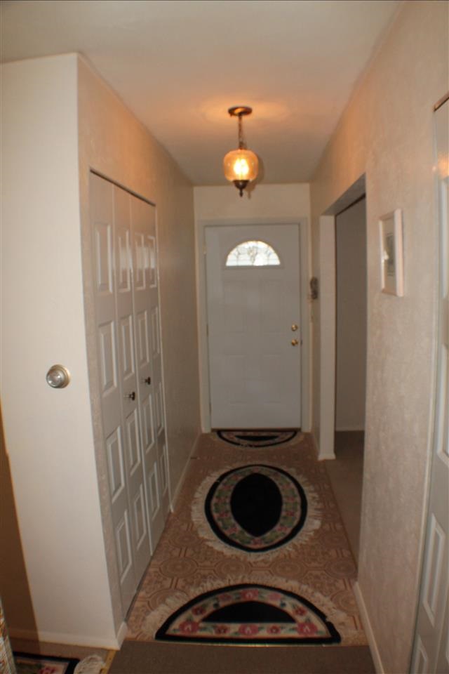 2221 York St, Mishawaka, IN 46544 photo 2