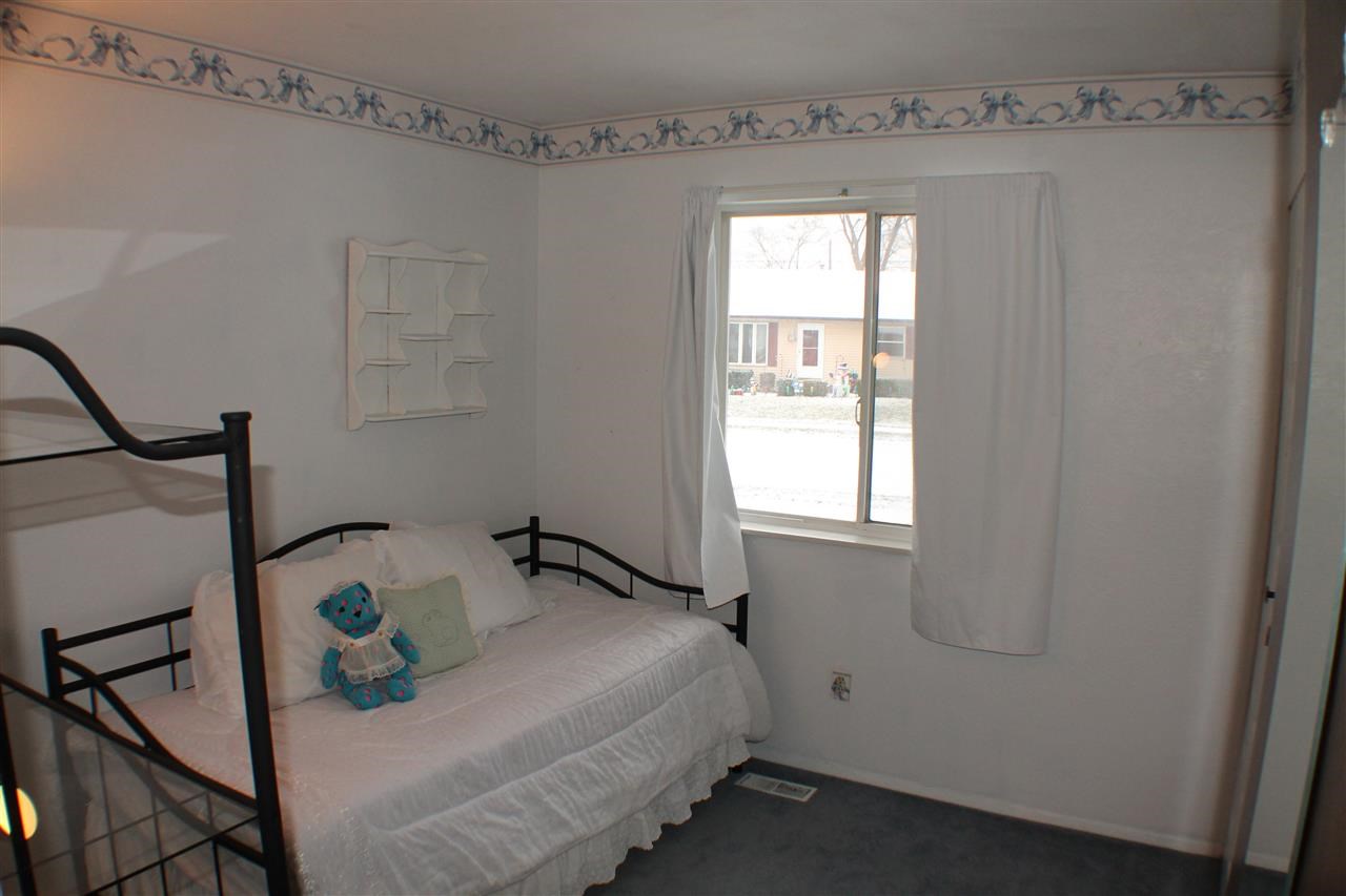 2221 York St, Mishawaka, IN 46544 photo 15