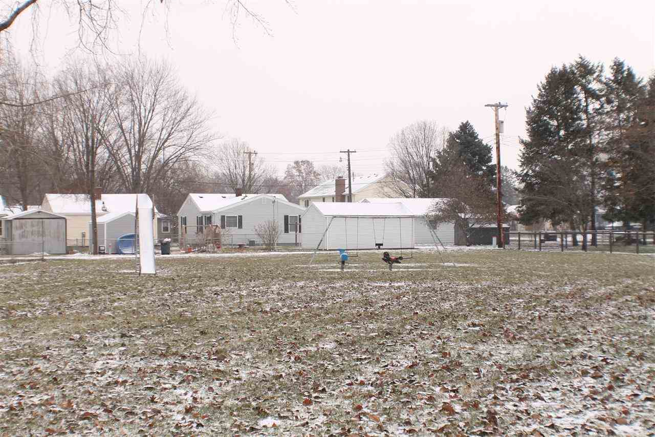 2221 York St, Mishawaka, IN 46544 photo 23