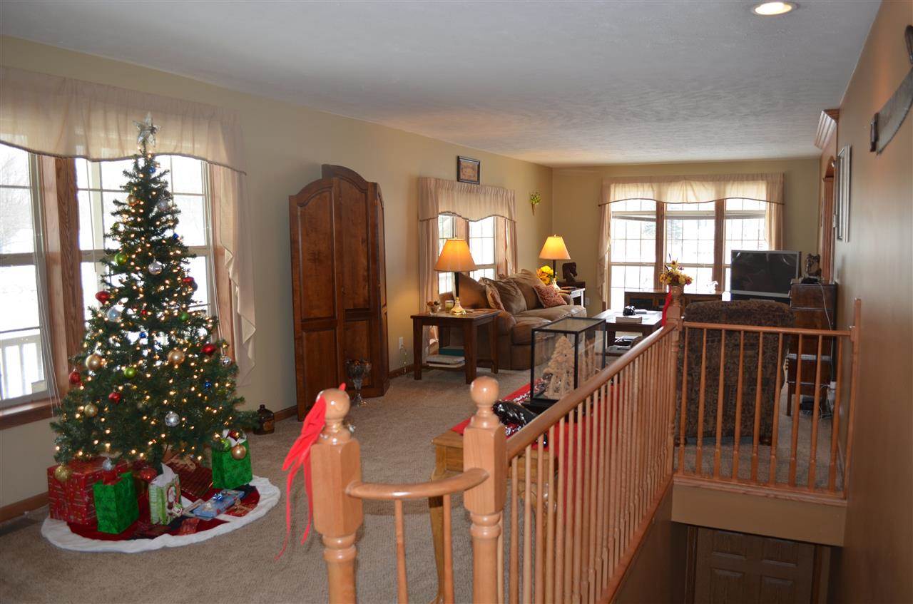 57950 Apple Rd, Osceola, IN 46561 photo 11